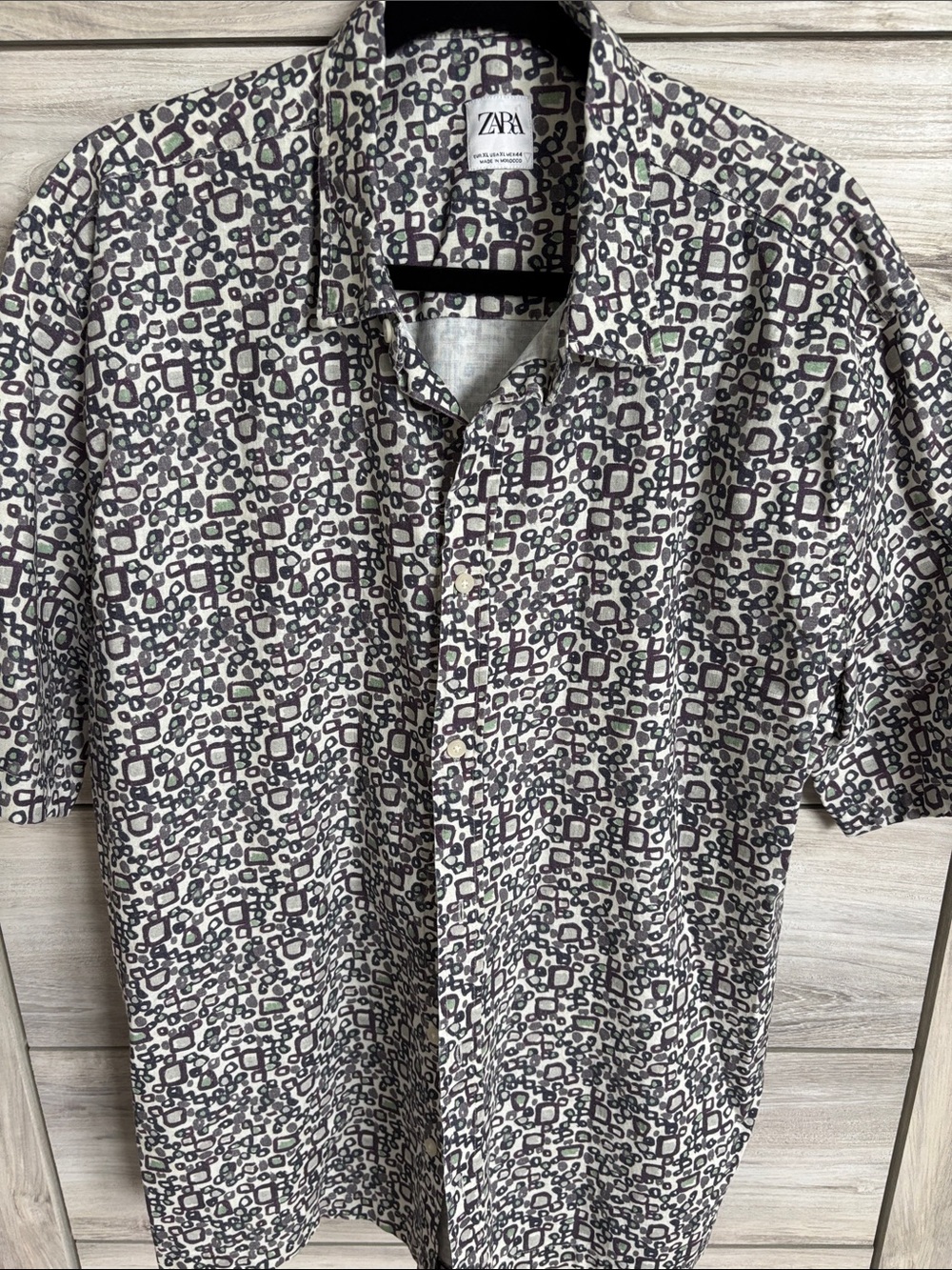 Zara men’s short sleeve button-down dress shirt, perfect condition